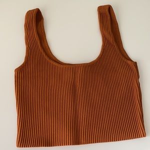 Cropped ribbed tank